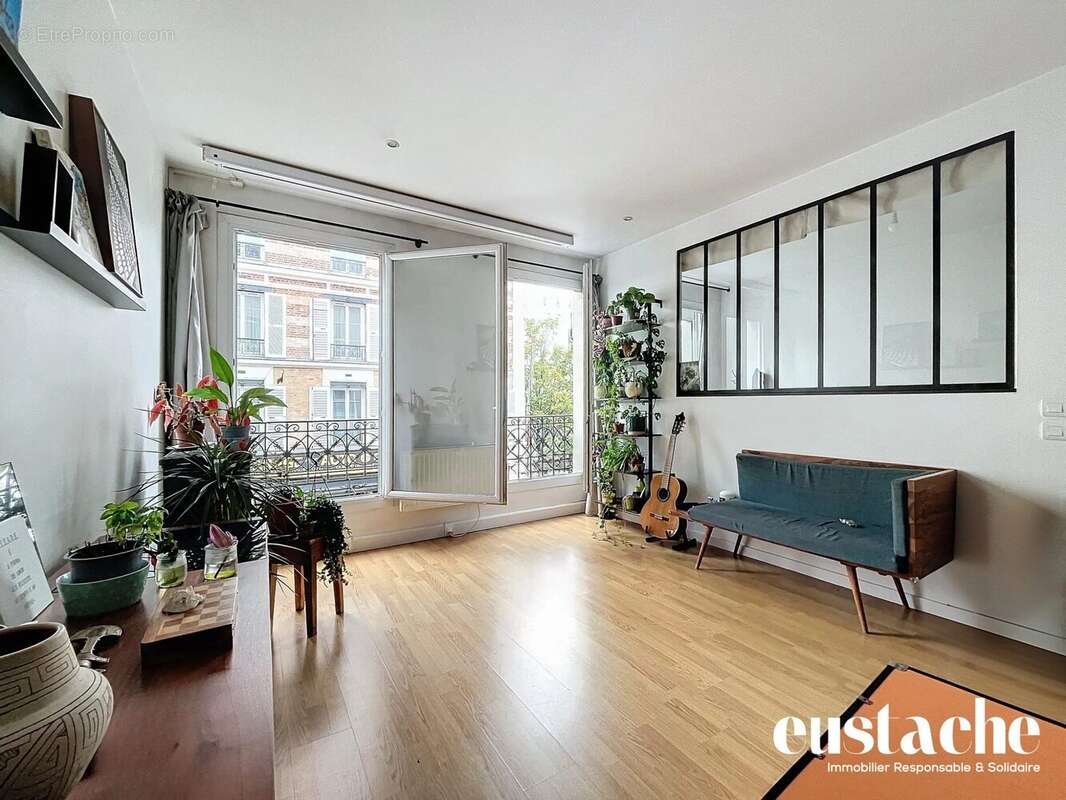 Appartement à PARIS-11E