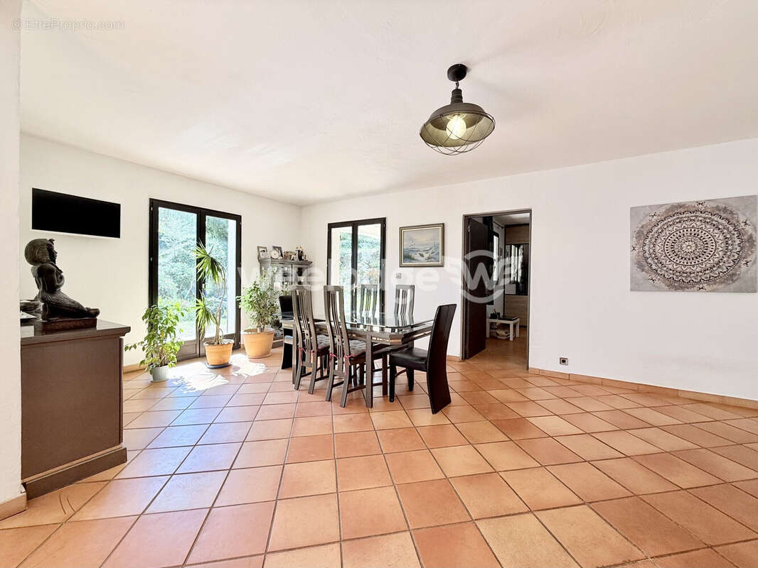 Maison à FAYENCE