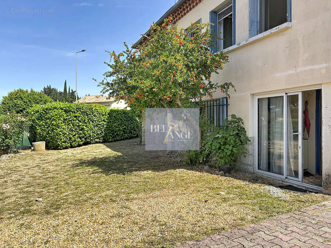 Maison à RUOMS