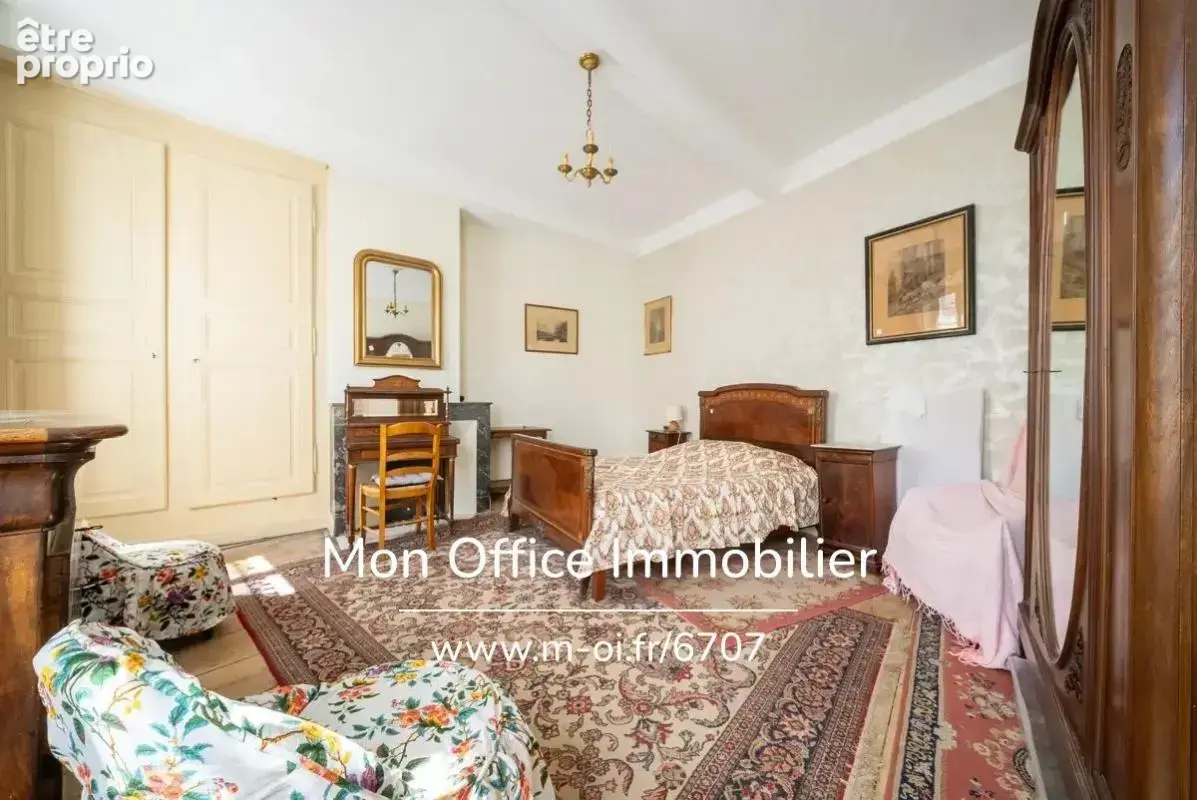 Référence : 6707-MBE. - Immeuble Historique // 400m² +combles + annexes - photo 6