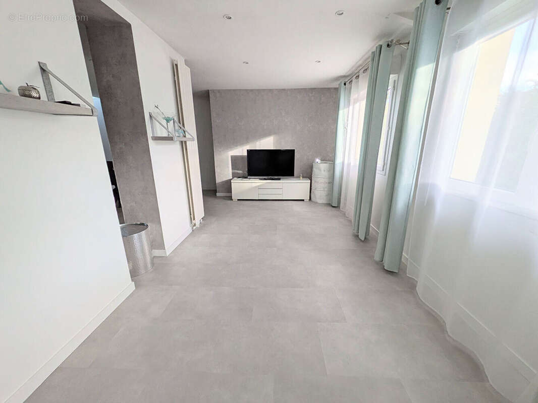 Maison à VILLEMOMBLE