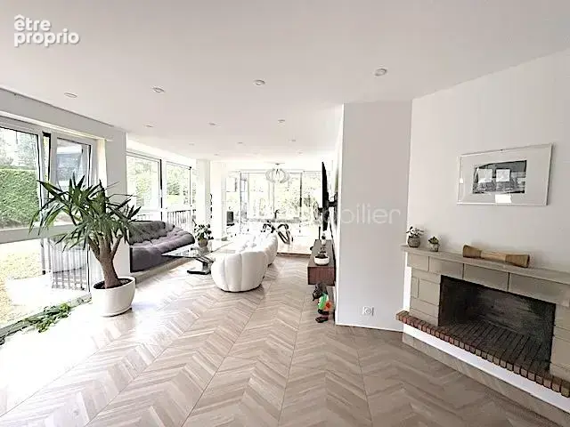 Appartement à JOUY-EN-JOSAS