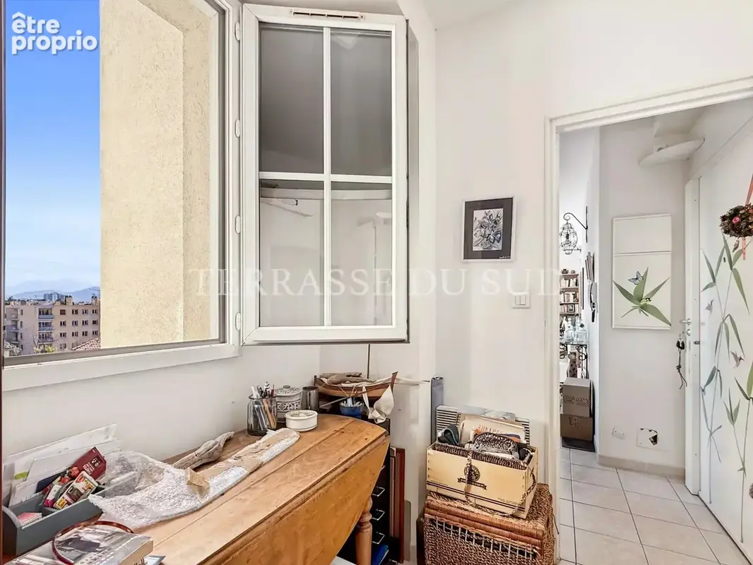 Vente Appartement T2/3 de 58 m2 LC avec Grande Terrasse, Parking Privatif et Cave - Montolivet Marseille 12 - photo 17
