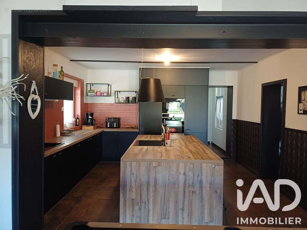 Maison 160 m² à Saint-Amand-Les-Eaux  - photo 9