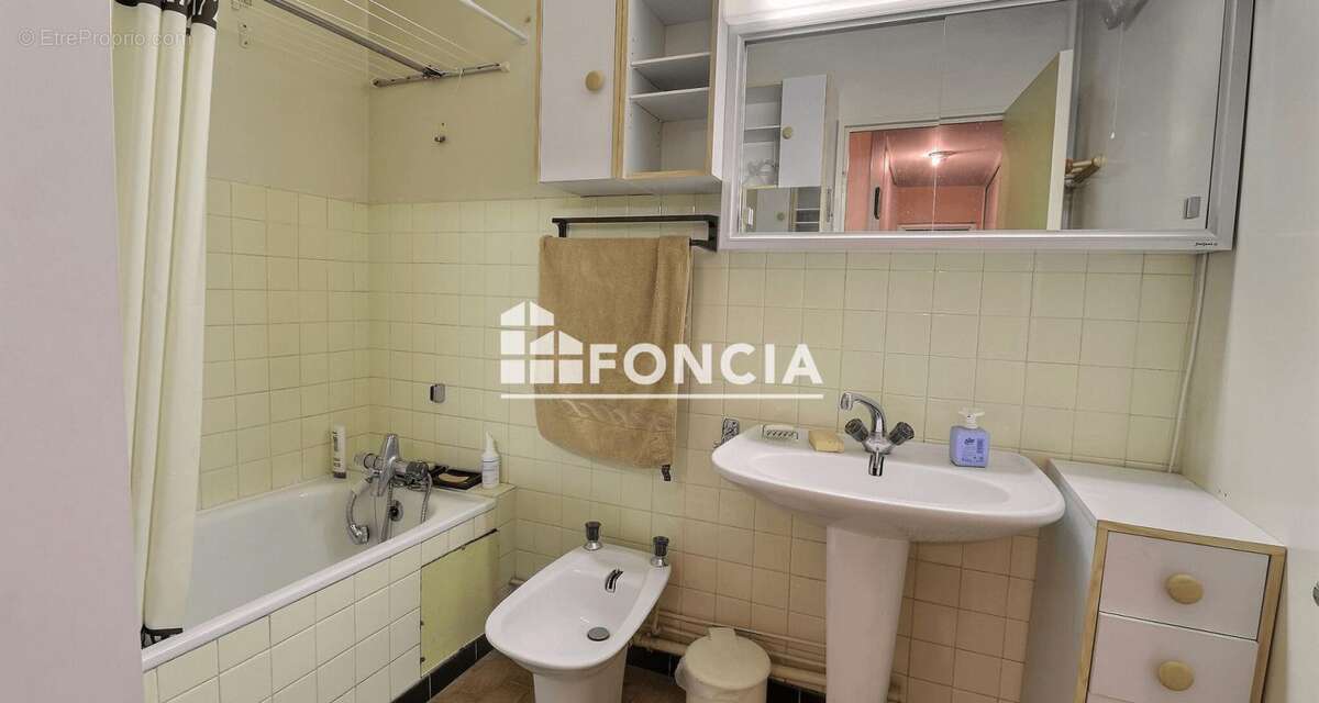 Appartement à SAINT-ETIENNE