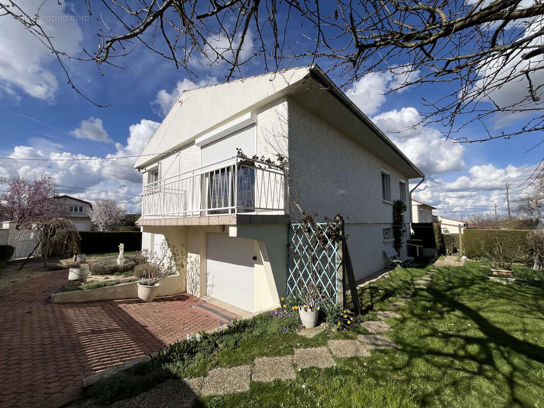 Maison à THOUARS