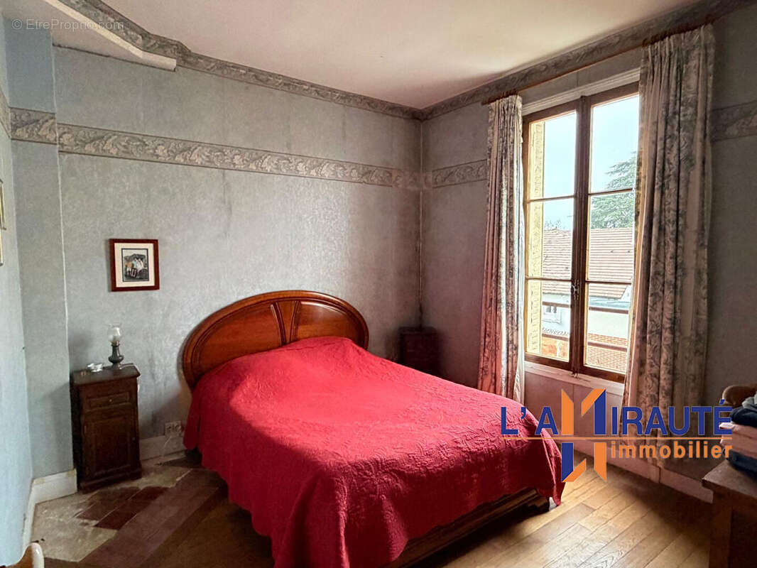 Maison à MAISONS-LAFFITTE