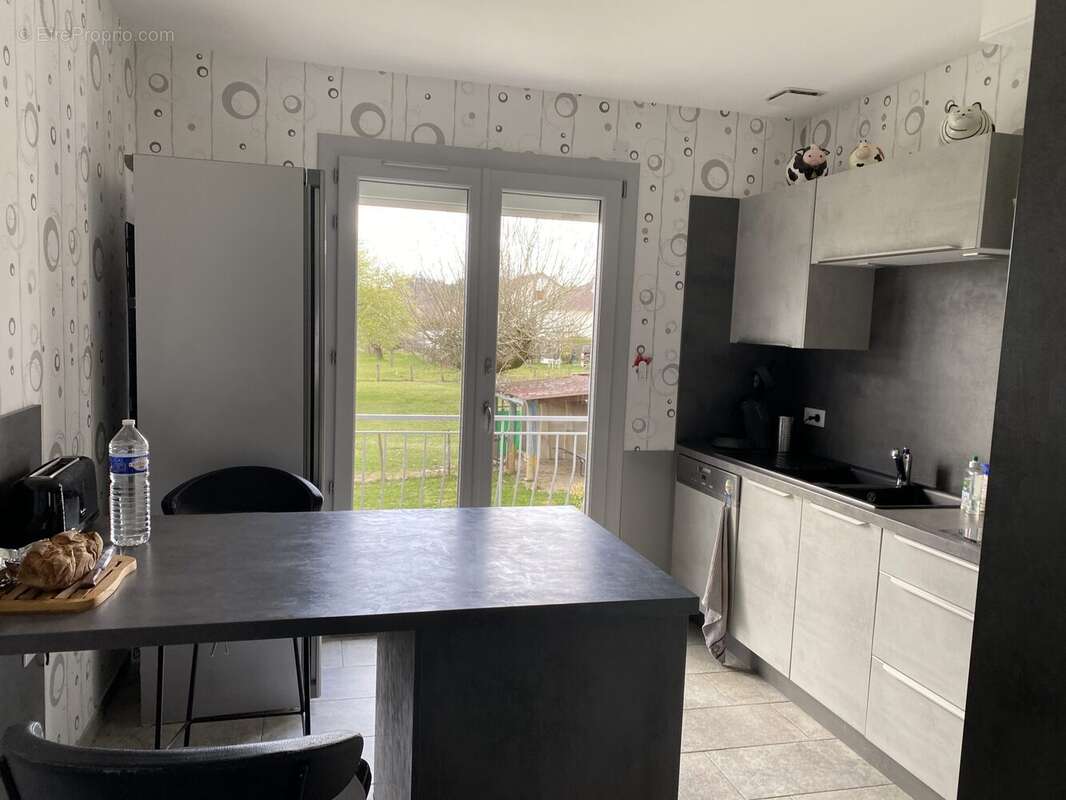 Maison à PEYRAT-LE-CHATEAU