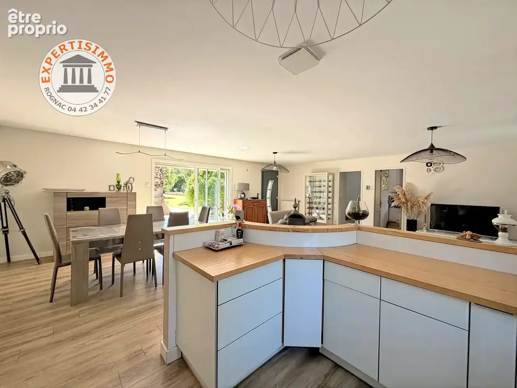 Maison T4 avec Dependances Jardin et Piscine - photo 4
