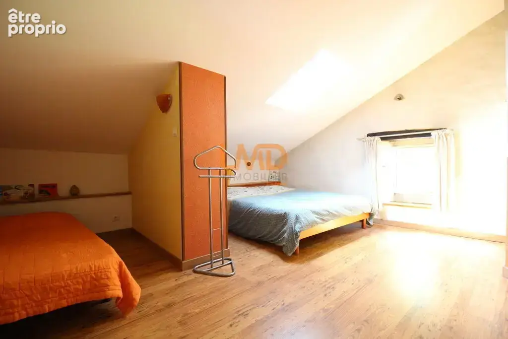 Propriété de caractère avec 2 gîtes, piscine et terrain construc - photo 12