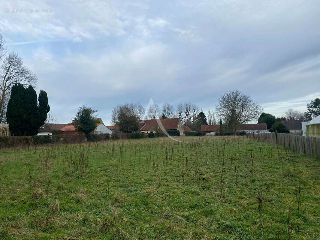 Terrain à ARGOULES
