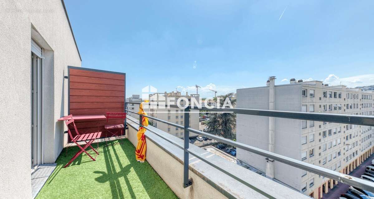 Appartement à LYON-7E
