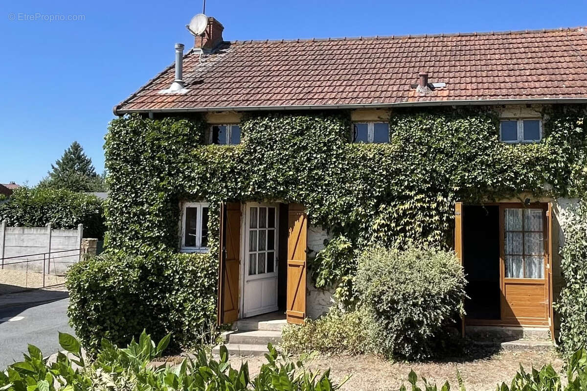 Maison à VITRY-EN-CHAROLLAIS