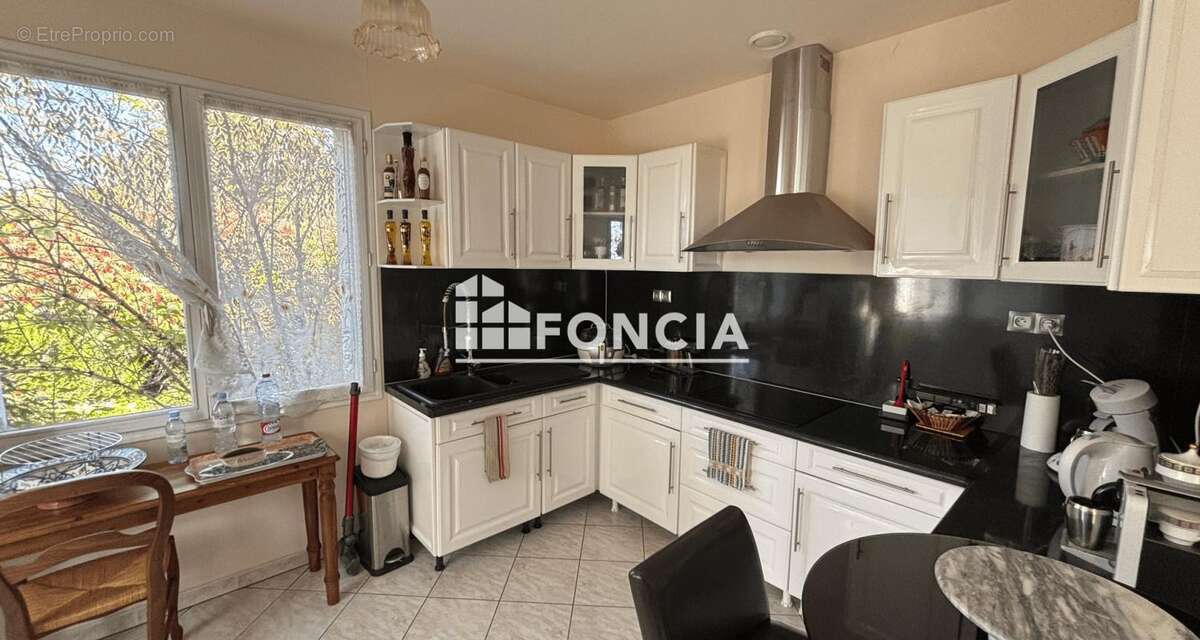 Maison à CHATELLERAULT