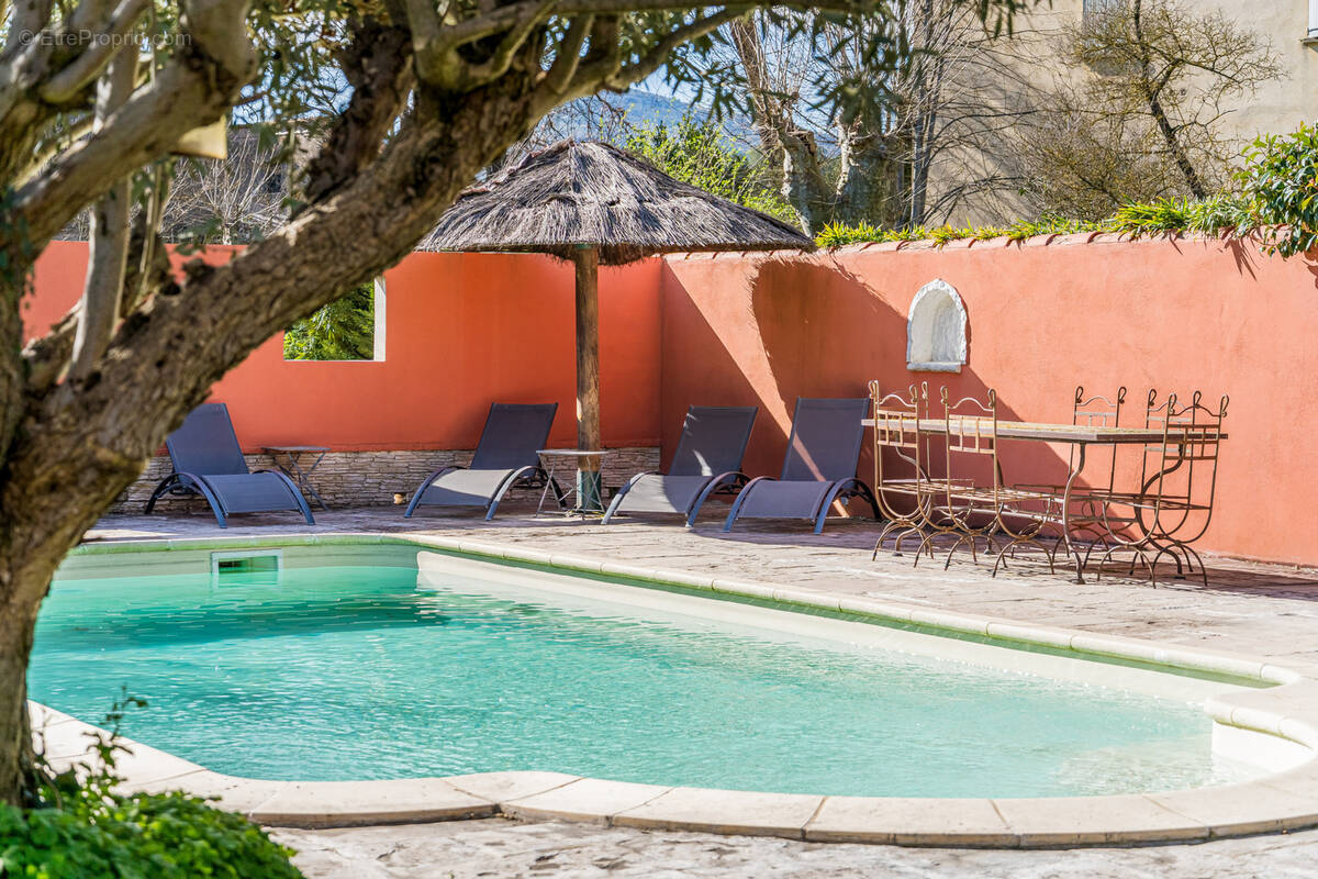 Maison à LA BOUILLADISSE