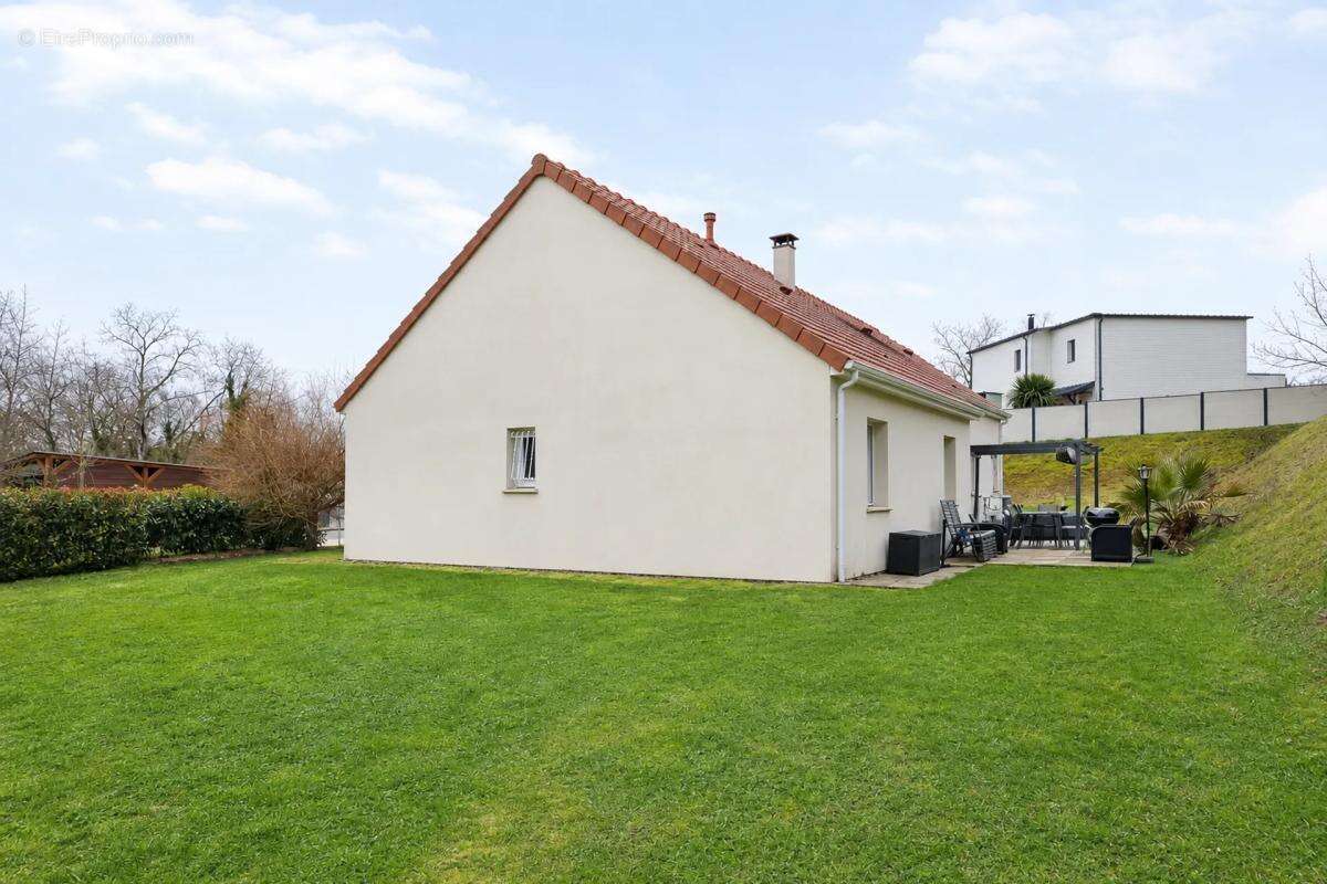 Maison récente de plain-pied à Bourges - photo 28