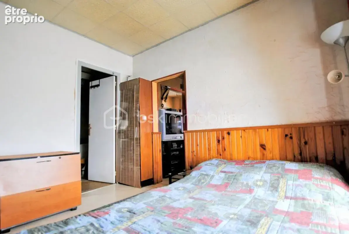 Plein cœur village, maison familiale av balcon et garage + appart. ind. F2 - photo 16