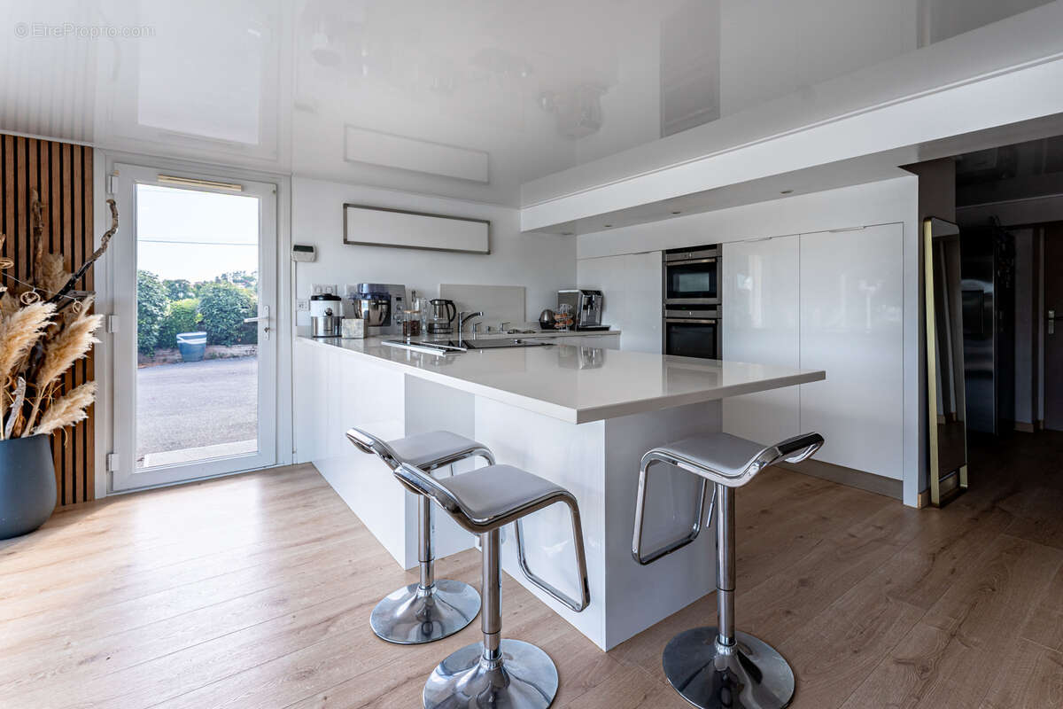 Maison à SAINT-MARTIN-LA-PLAINE