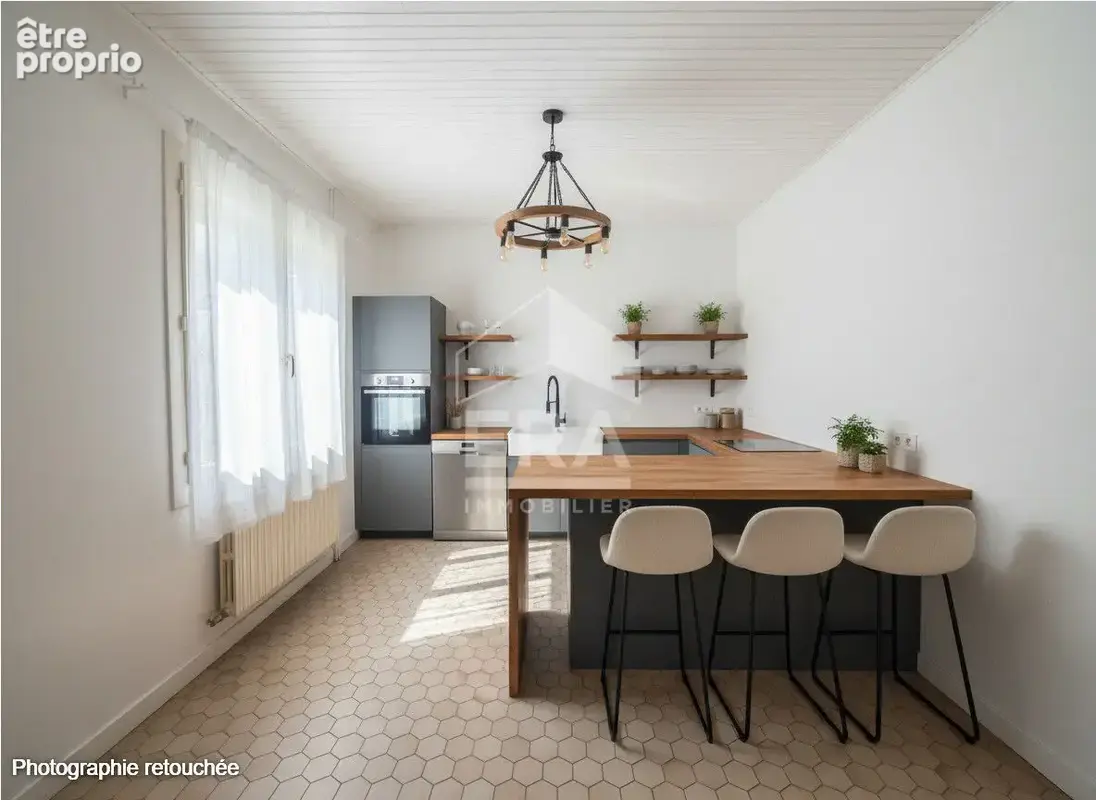 A Magné, belle maison familiale de 133 m² sur terrain clos et arboré - photo 4