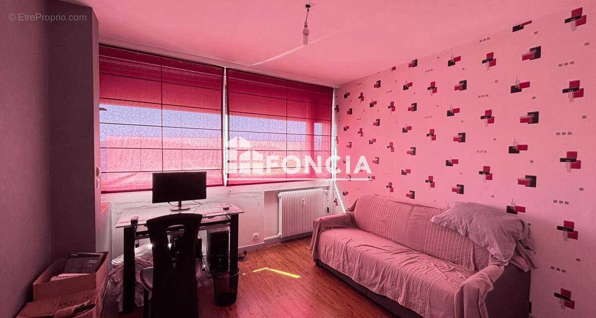 Appartement à SAINT-ETIENNE