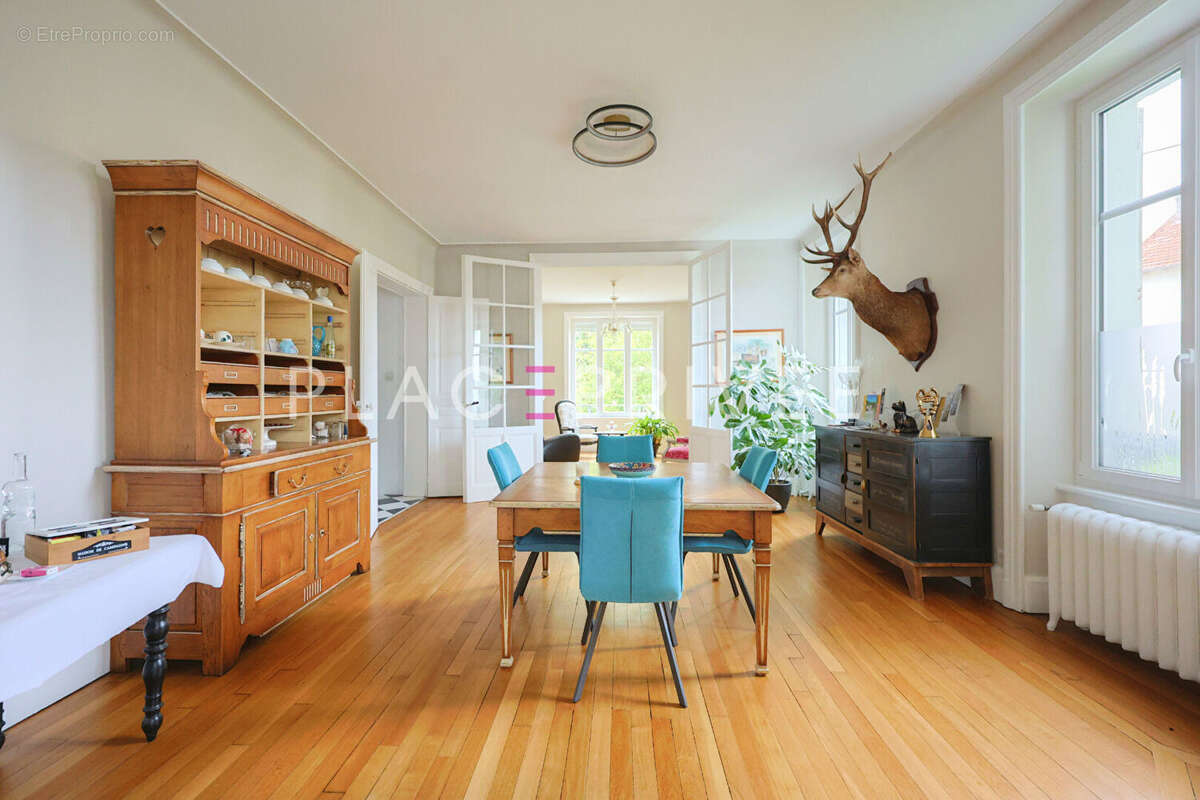 Maison à THAON-LES-VOSGES