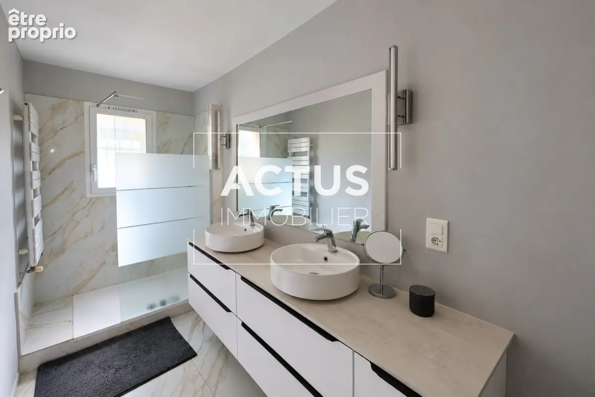 Maison 7 pièces 149 m² à vendre à Salon-De-Provence (13300) - photo 8
