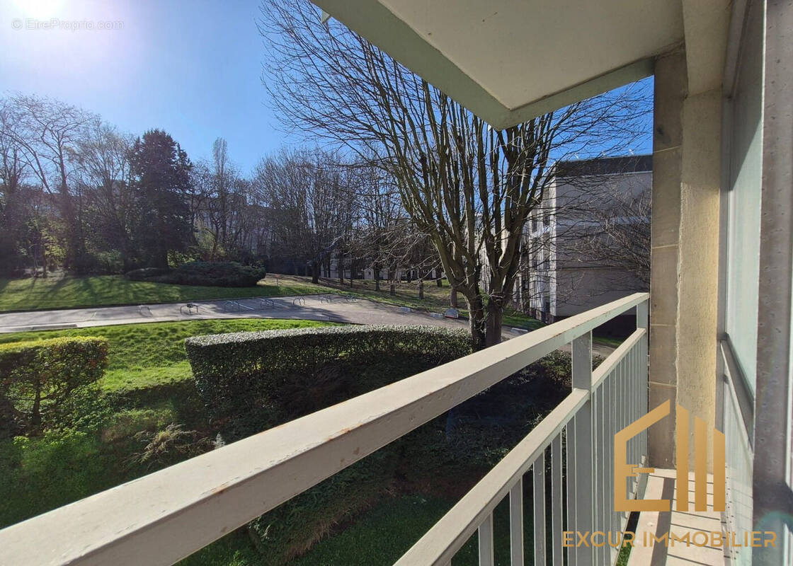 Appartement à CHATILLON