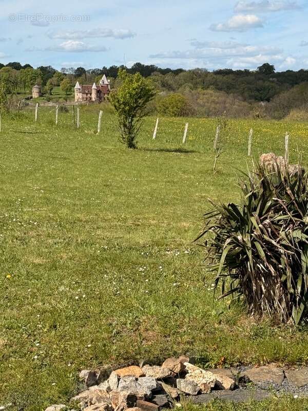 Maison à FRESSELINES