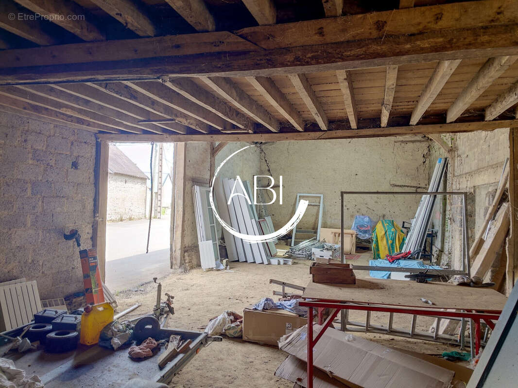 Maison à SAINT-JULIEN-DU-TERROUX