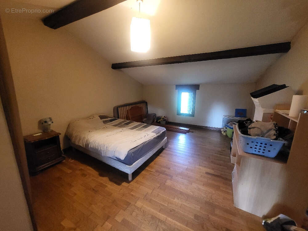 Maison à CONDEISSIAT