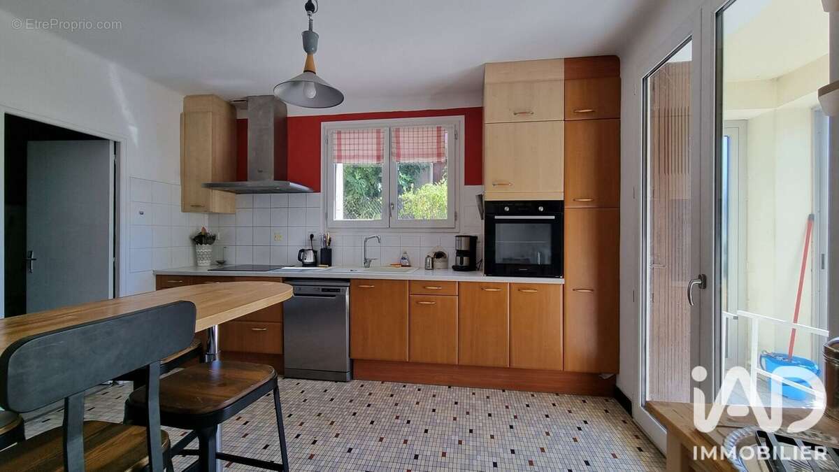 Maison 157 m² à Le Monastere  - photo 5