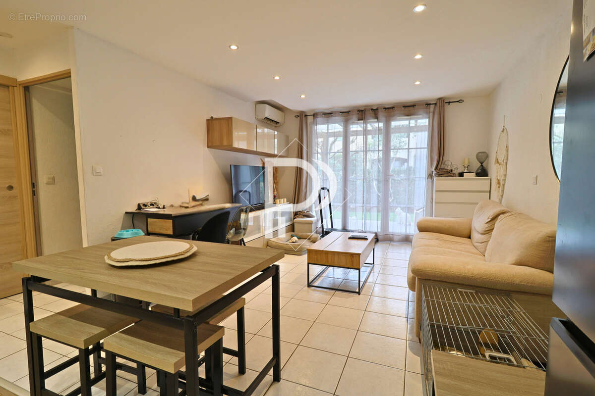 Appartement à PLAN-DE-LA-TOUR