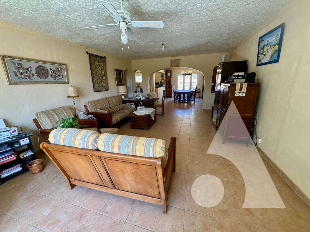 Maison à VILLECROZE