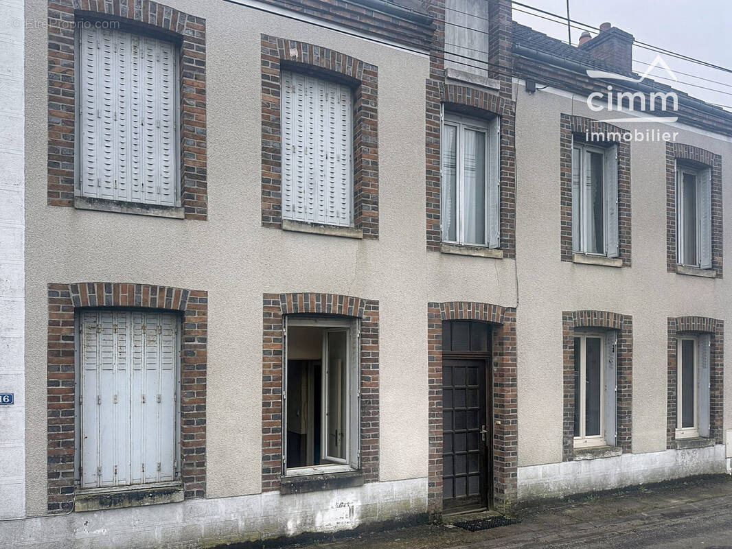 Appartement à AMILLY