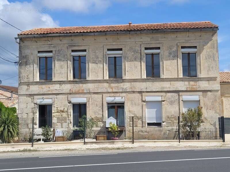 Maison à SAINT-LAURENT-MEDOC
