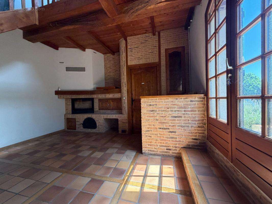 Urgent ! maison 200 m², 5 grd chambres, terrain 1600m² sans vis a vis - photo 9