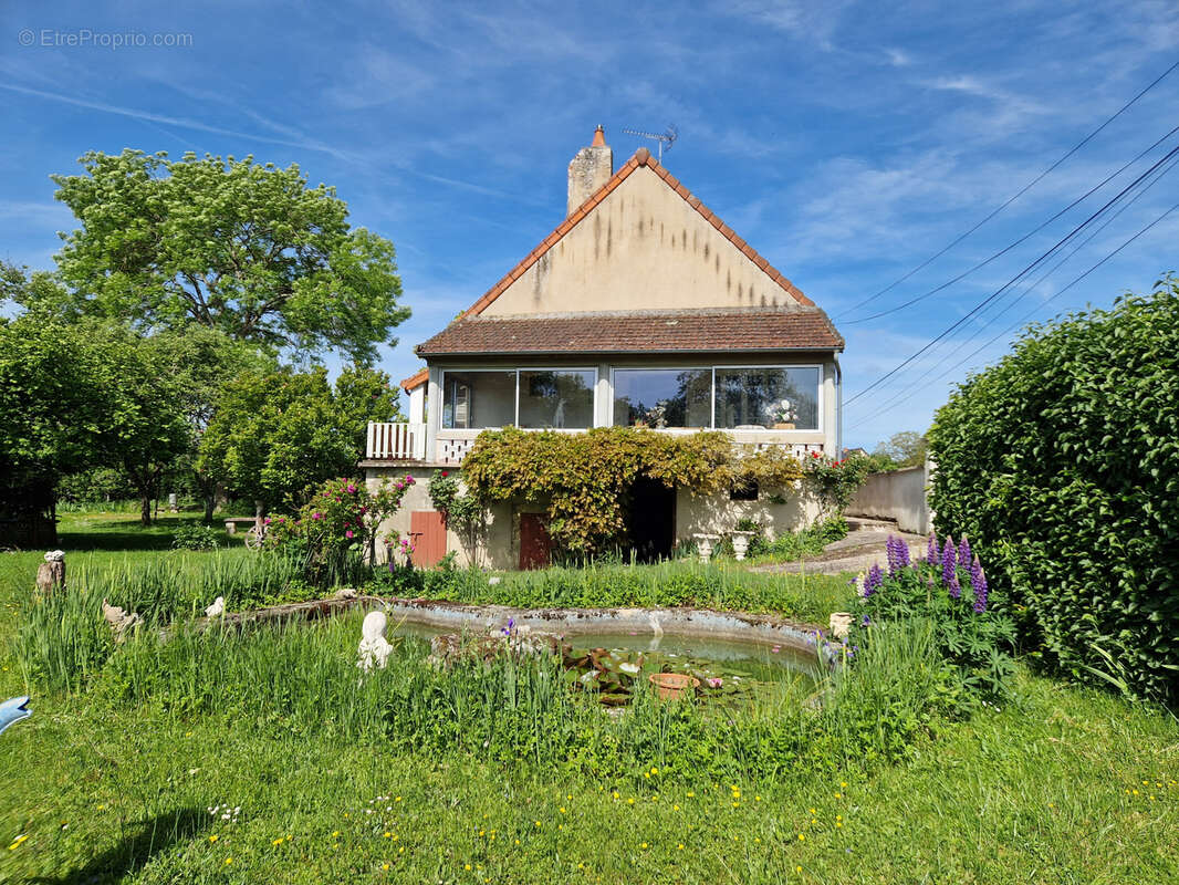 Maison à SAINT-EMILAND