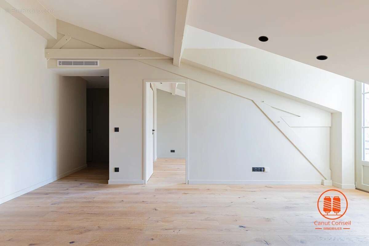 Appartement à LYON-1E