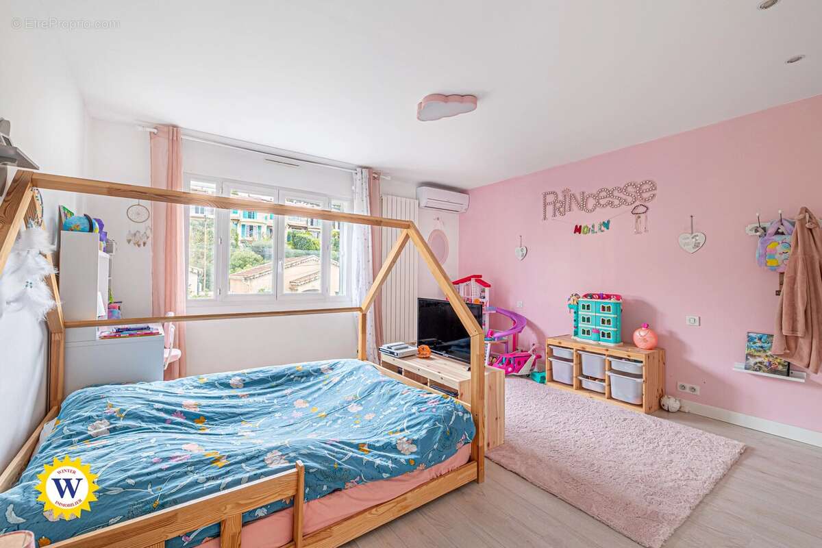 Maison à CAGNES-SUR-MER