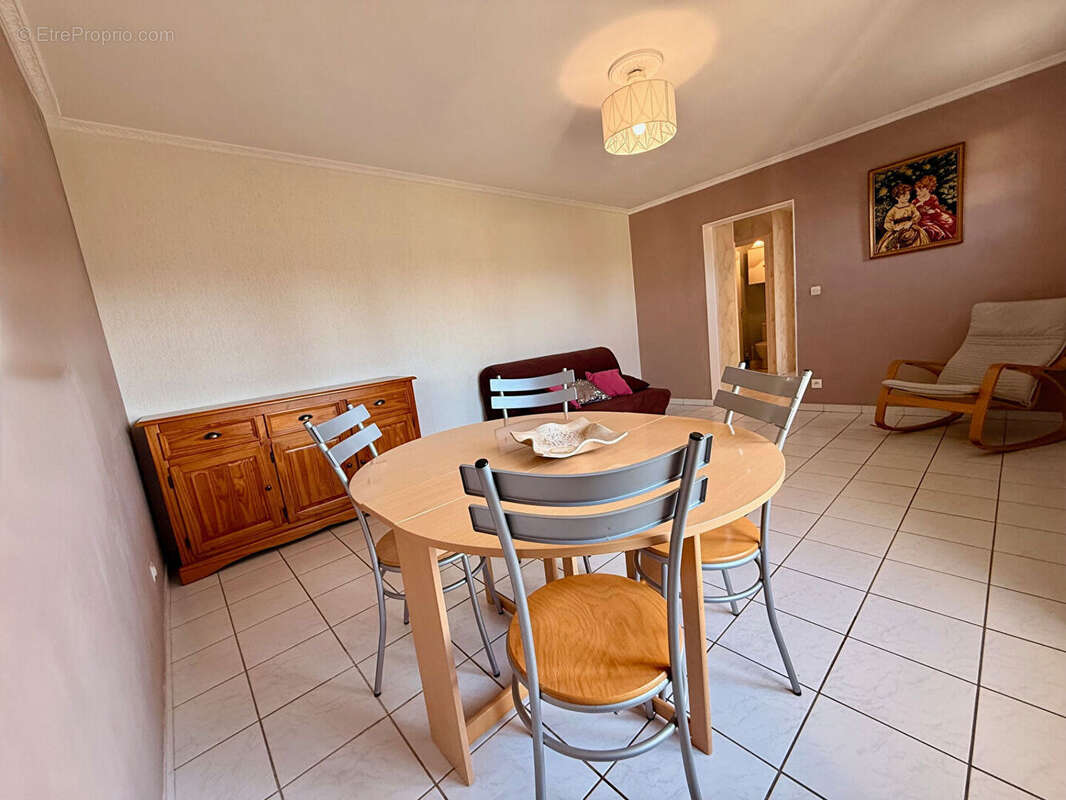 Appartement à BRIE-COMTE-ROBERT
