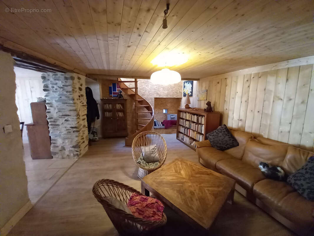 Maison à PEUX-ET-COUFFOULEUX