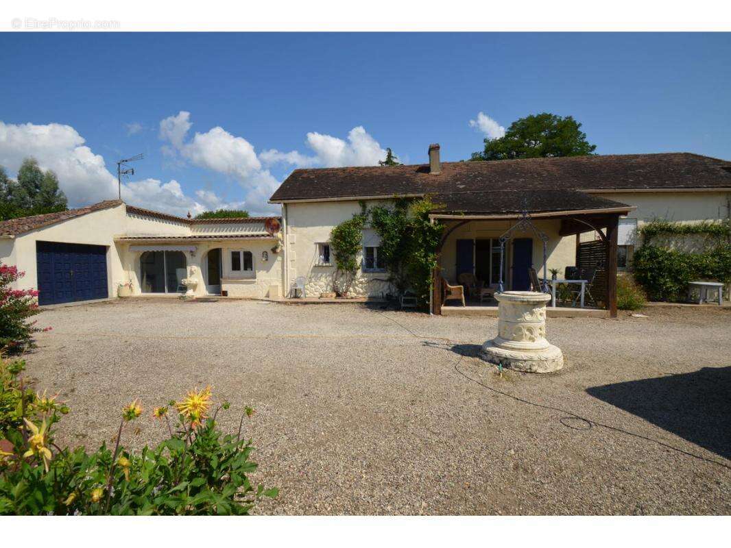 Maison à PRIGONRIEUX