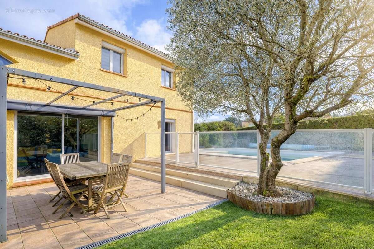 Maison à SAINT-JEAN