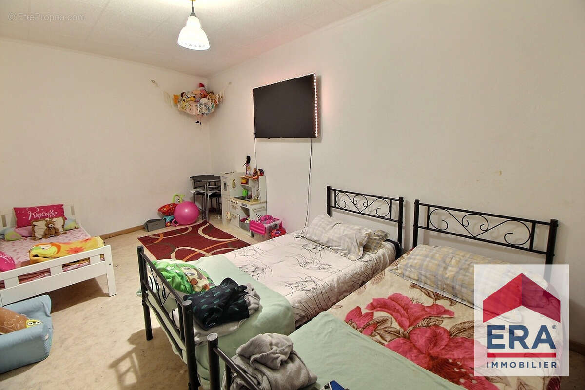 Maison à PONT-SAINT-ESPRIT