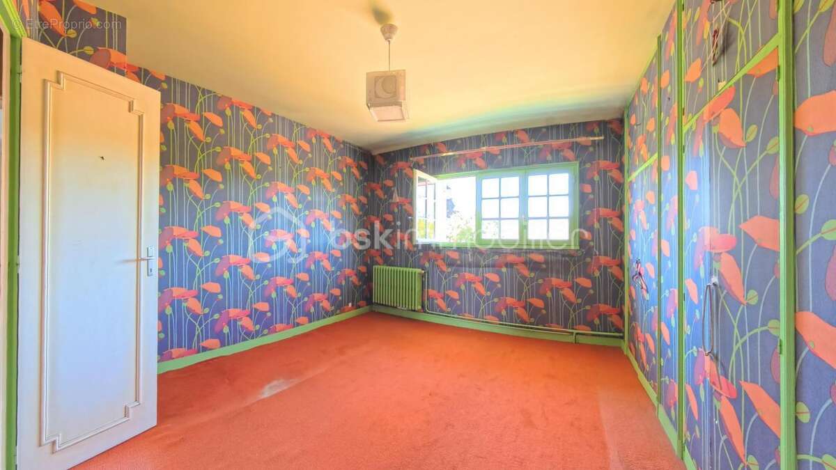 Maison familiale 7 pièces – Environ 130 m² – Grand jardin – Proche centre-ville - photo 13