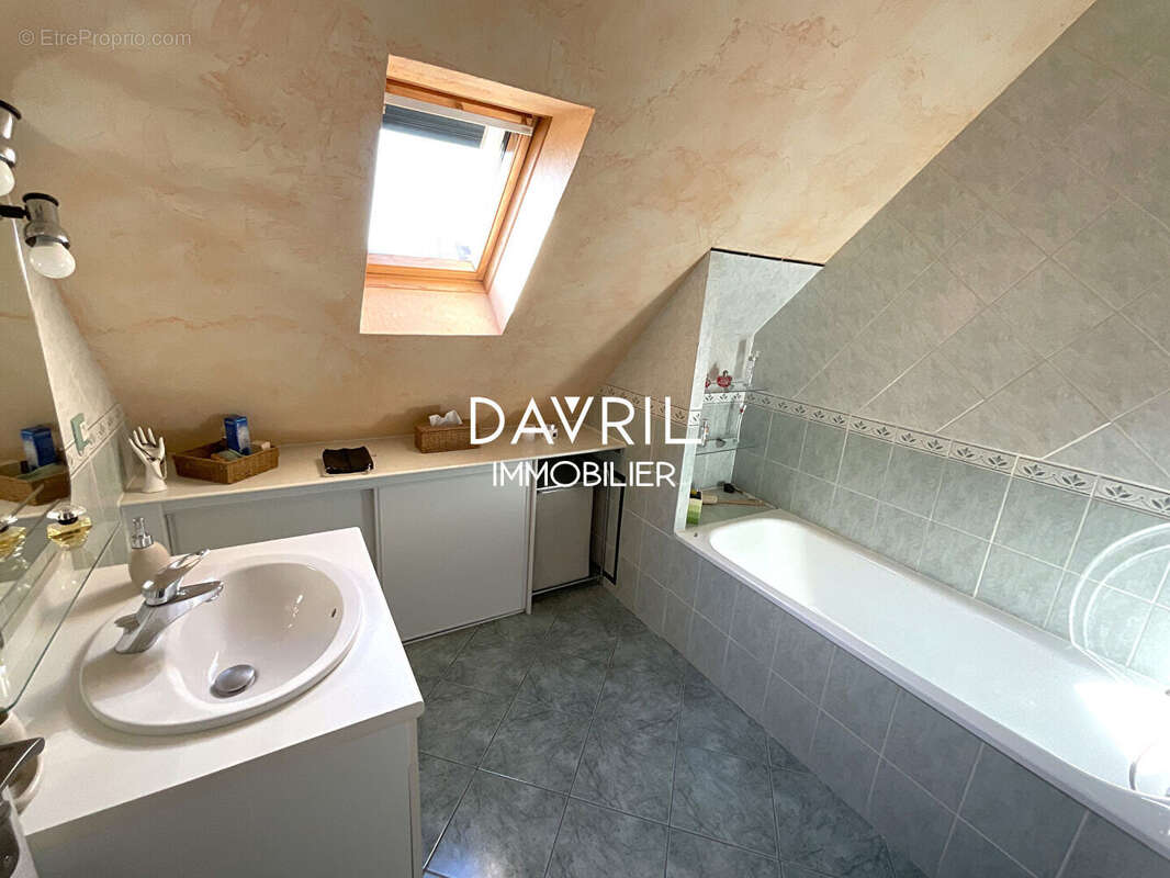 Maison à CONFLANS-SAINTE-HONORINE