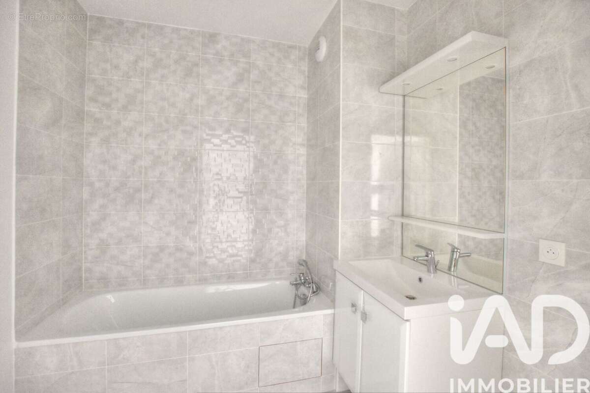 Photo 4 - Appartement à MENNECY