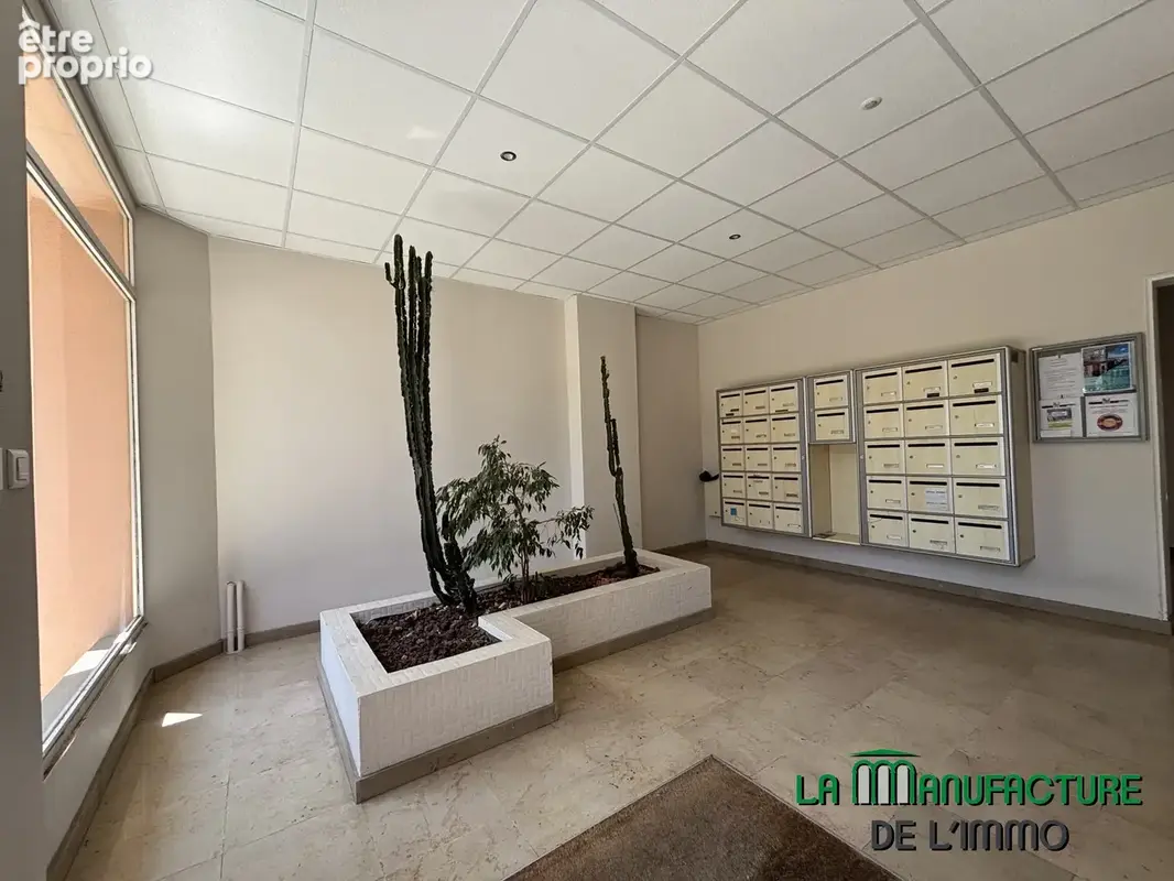 Saint etienne secteur hpl boulevard de la palle - appartement t4 de 91,70m2 a rafraichir avec balcon loggia ca - photo 16