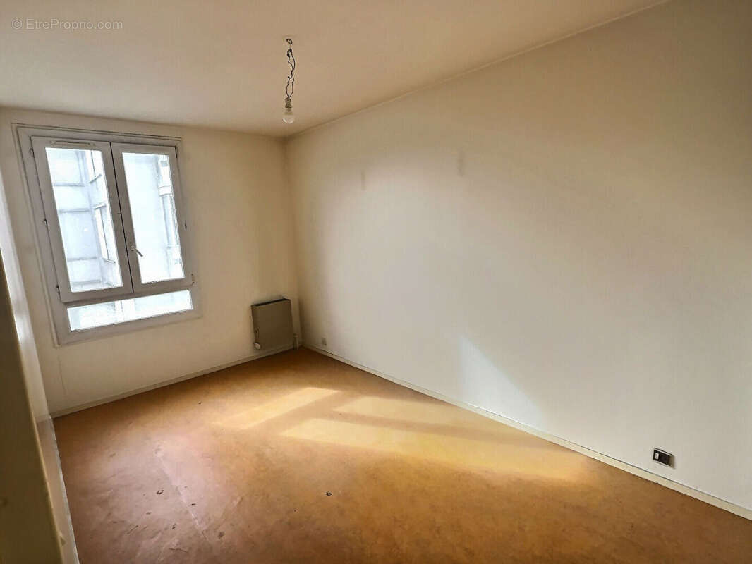 Appartement à IVRY-SUR-SEINE