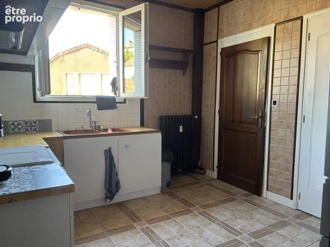 Appartement 4 pièces 84 m² à vendre à Aubenas (07200) - photo 3